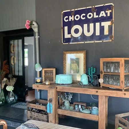 Jolie Privee Dans Maison De 1830 Privatunterkunft